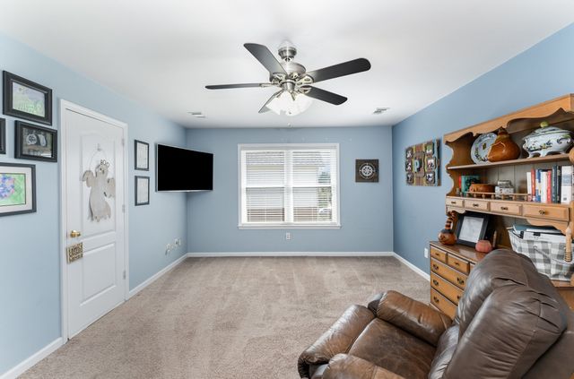 1823 Joben Dr, Murfreesboro, TN 37128