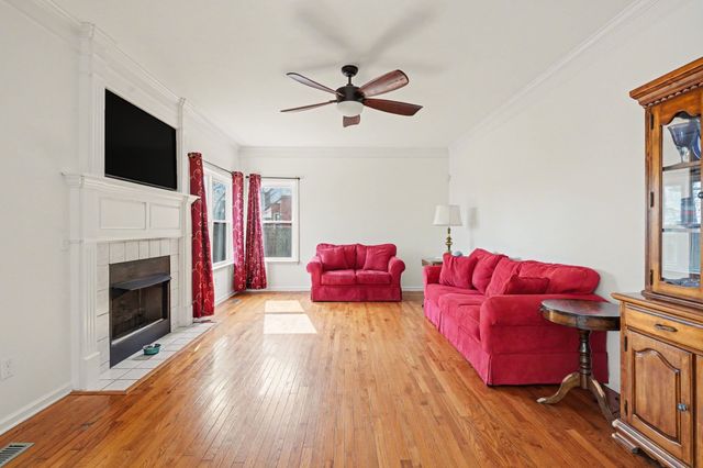 1823 Joben Dr, Murfreesboro, TN 37128