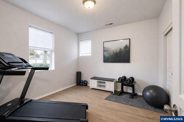 1996 Hawksview Av SE, Salem, OR 97306