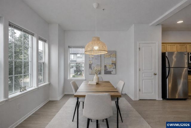 1996 Hawksview Av SE, Salem, OR 97306