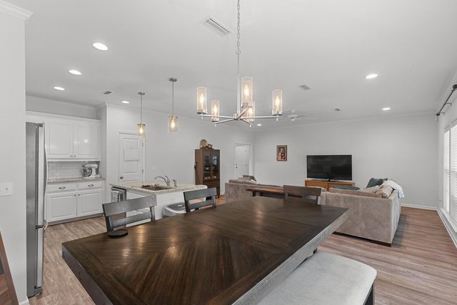 303 Courtland, Dothan, AL 36301