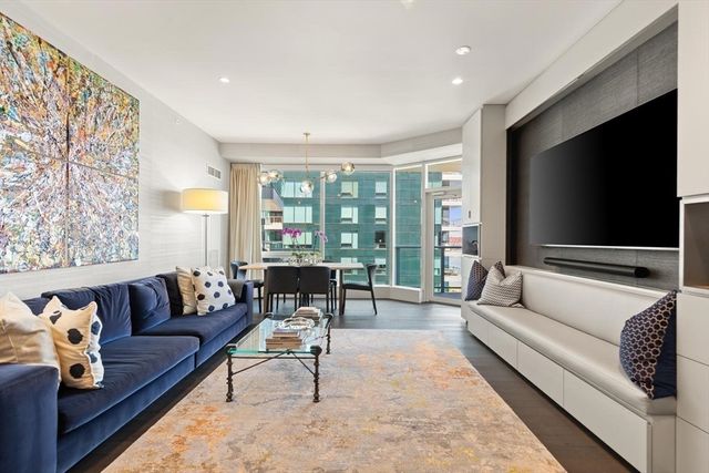 50 Liberty Drive 7L, Boston, MA 02210