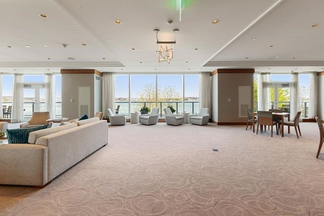 50 Liberty Drive 7L, Boston, MA 02210