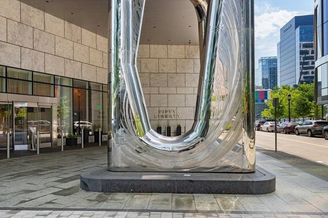 50 Liberty Drive 7L, Boston, MA 02210