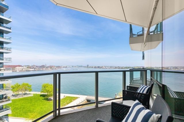 50 Liberty Drive 7L, Boston, MA 02210