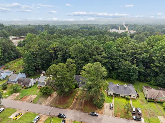 4930 Farmstead Court NE, Woodstock, GA 30188