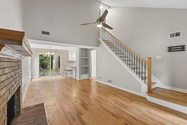 4930 Farmstead Court NE, Woodstock, GA 30188