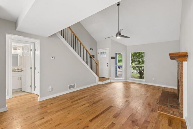 4930 Farmstead Court NE, Woodstock, GA 30188