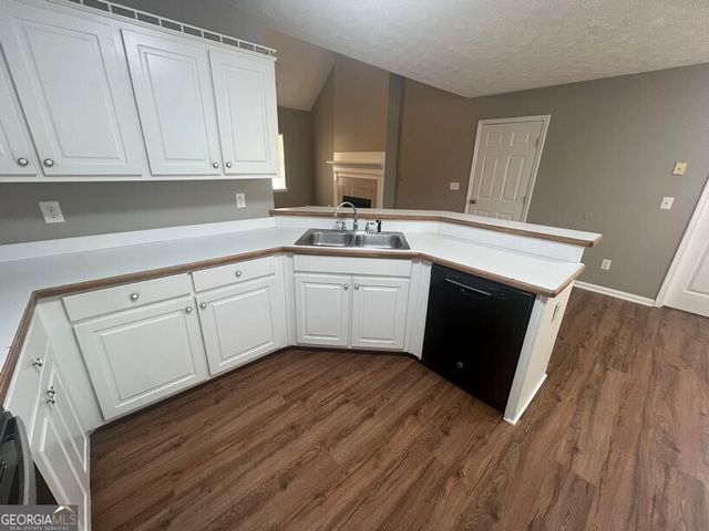 115 Falcon Ridge Drive, Covington, GA 30016