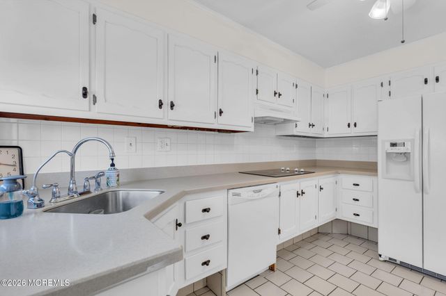 188B Sterling Court, Lakewood, NJ 08701