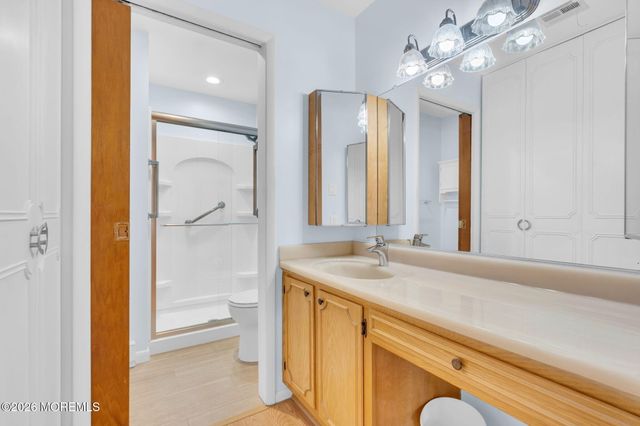188B Sterling Court, Lakewood, NJ 08701