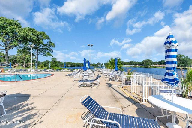 188B Sterling Court, Lakewood, NJ 08701