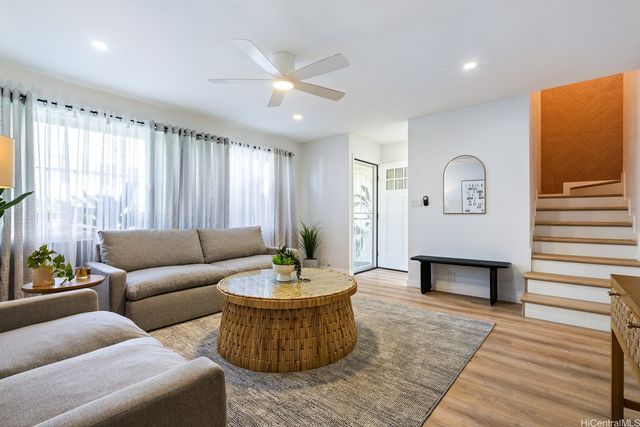 98-265 Ualo Street S2, Aiea, HI 96701