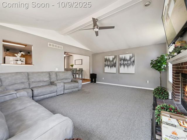 39260 S Phlox Lane, Westland, MI 48186