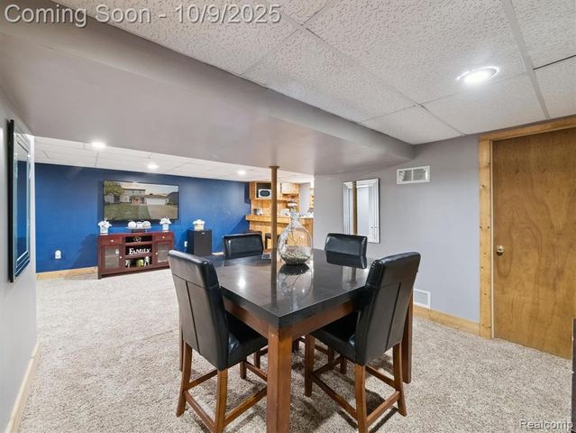 39260 S Phlox Lane, Westland, MI 48186