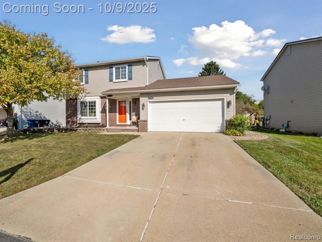 39260 S Phlox Lane, Westland, MI 48186