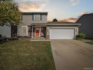 39260 S Phlox Lane, Westland, MI 48186