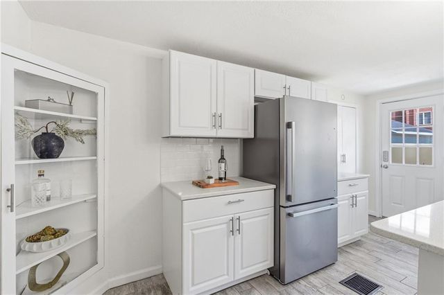 4315 Jarboe Street, Kansas City, MO 64111