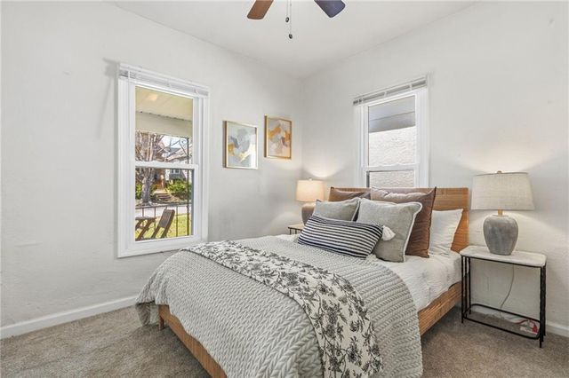 4315 Jarboe Street, Kansas City, MO 64111