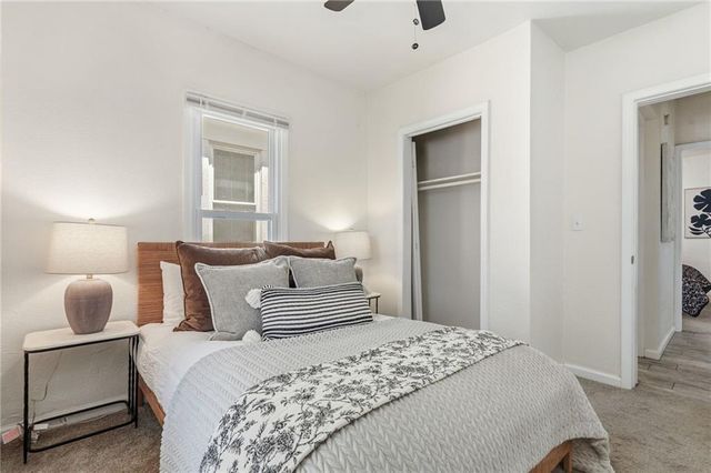 4315 Jarboe Street, Kansas City, MO 64111