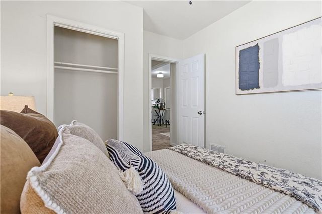 4315 Jarboe Street, Kansas City, MO 64111