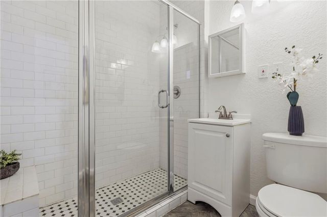 4315 Jarboe Street, Kansas City, MO 64111