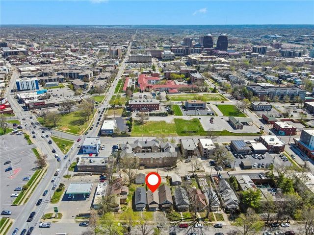 4315 Jarboe Street, Kansas City, MO 64111