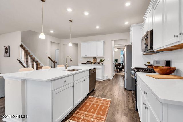 50 Osprey Avenue, Manahawkin, NJ 08050