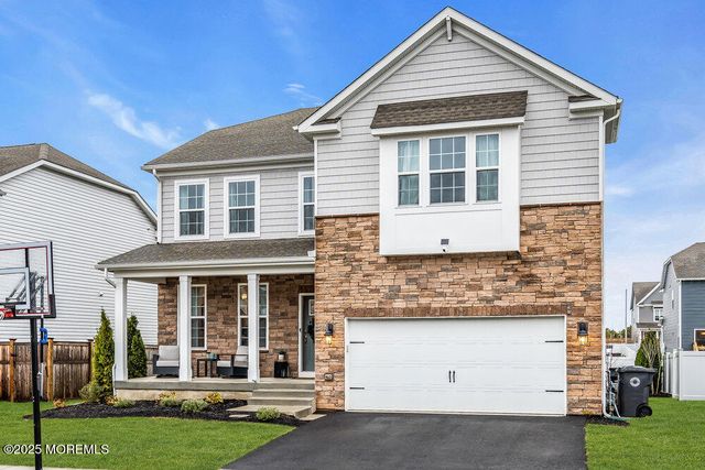 50 Osprey Avenue, Manahawkin, NJ 08050