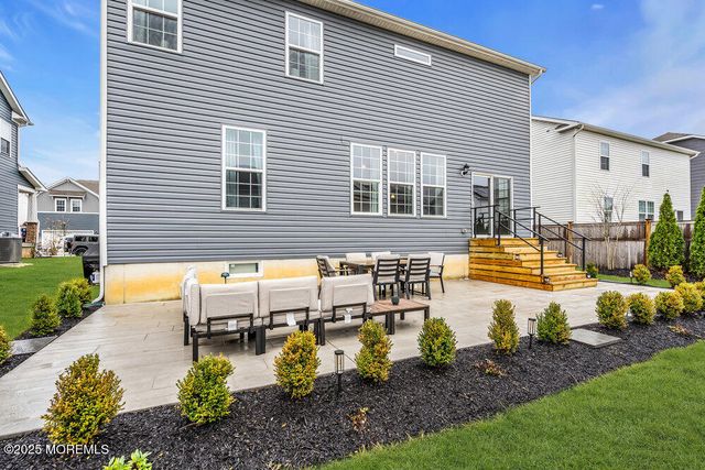 50 Osprey Avenue, Manahawkin, NJ 08050