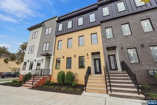 502 Davis Avenue, Harrison, NJ 07029