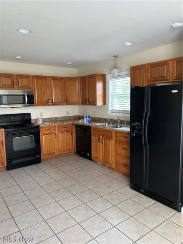 4591 Churchill Road, Youngstown, OH 44505