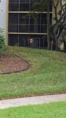 23344 Carolwood Ln 201, Boca Raton, FL 33428