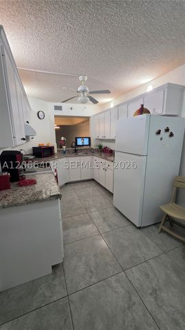 23344 Carolwood Ln 201, Boca Raton, FL 33428