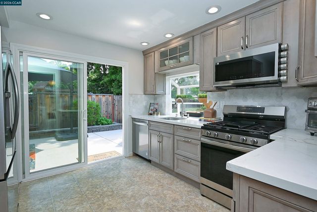 4284 Dubhe Ct, Concord, CA 94521
