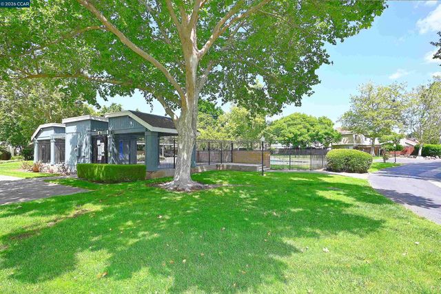 4284 Dubhe Ct, Concord, CA 94521