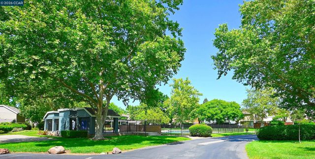 4284 Dubhe Ct, Concord, CA 94521