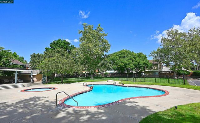 4284 Dubhe Ct, Concord, CA 94521