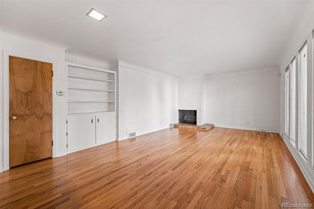 3201 S Bellaire Street, Denver, CO 80222