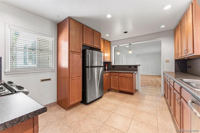 3201 S Bellaire Street, Denver, CO 80222