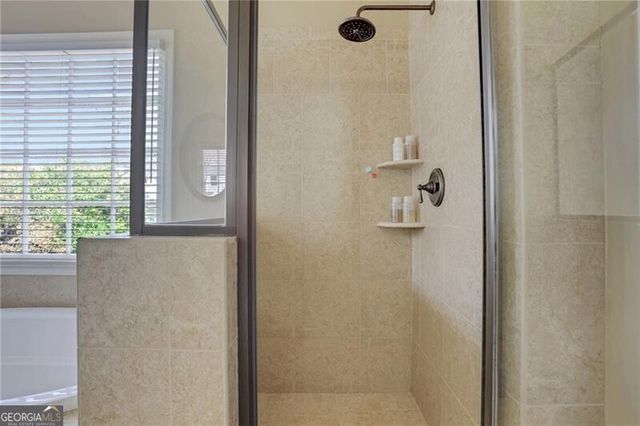 5670 N Hillbrooke Trace, Alpharetta, GA 30005