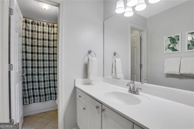 5670 N Hillbrooke Trace, Alpharetta, GA 30005