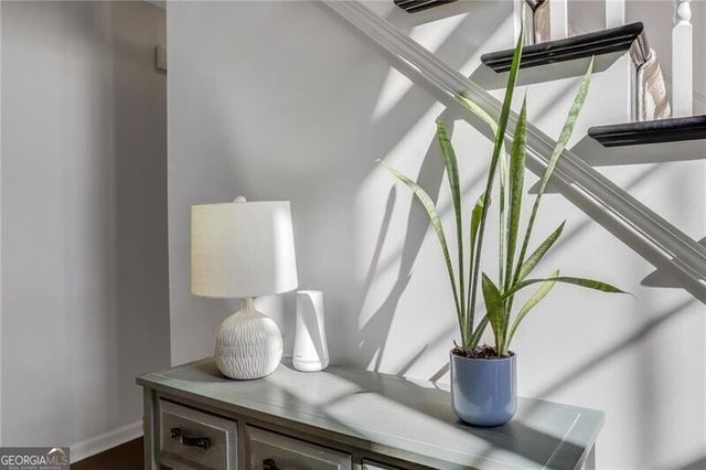 5670 N Hillbrooke Trace, Alpharetta, GA 30005