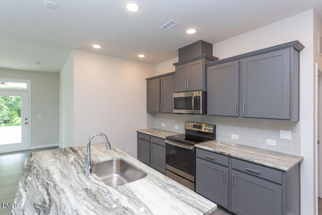 25 Cloudberry Court, Clayton, NC 27520