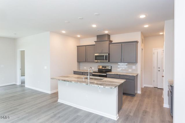 25 Cloudberry Court, Clayton, NC 27520