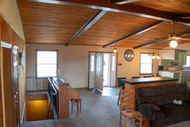 1992 Locke Bend Rd, Mcminnville, TN 37110