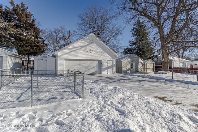 4854 Bowser Drive, Toledo, OH 43613