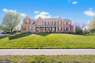 25 SHERWOOD LN, Columbus, NJ 08022