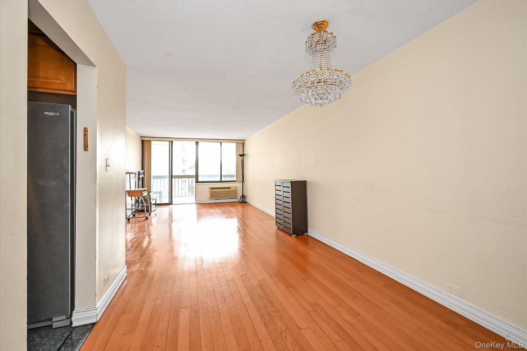 150-38 Union Turnpike 6F, Flushing, NY 11367 — photo 4