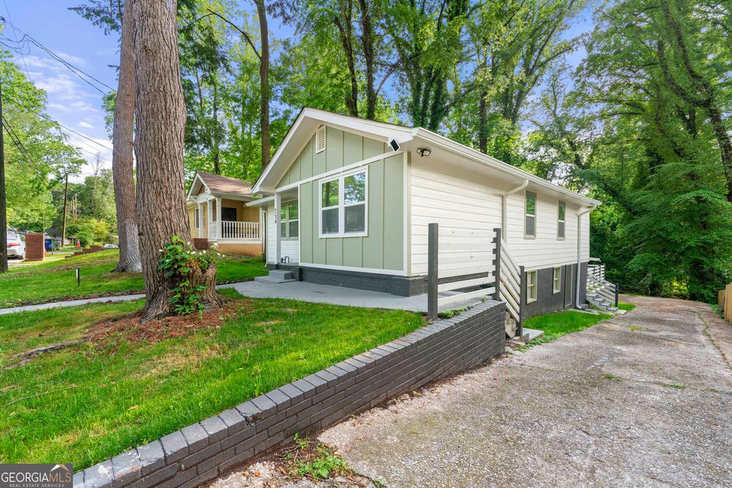 754 S Grand Avenue NW, Atlanta, GA 30318 — photo 2